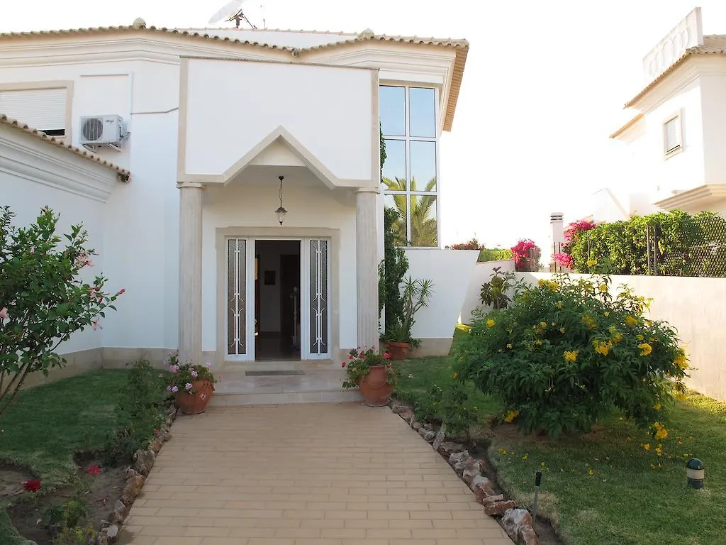 Casa Do Mar By Laranjal Rentals Albufeira Villa